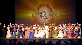 Image for article New York : La Troupe des Arts divins présente un spectacle spécial en l’honneur du Concours international de chant chinois (Photos)
