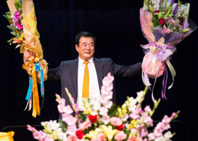 Image for article US West Falun Dafa Experience Sharing Conference Held in Los Angeles, Master Li Hongzhi Gives a Lecture
