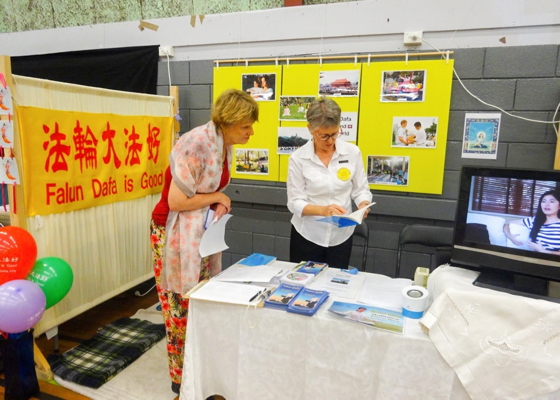 Image for article “People Can Sense Your Compassion” – Falun Gong at New Zealand Health Festival