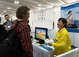 Image for article Falun Gong on Hand at New York City Green Festival